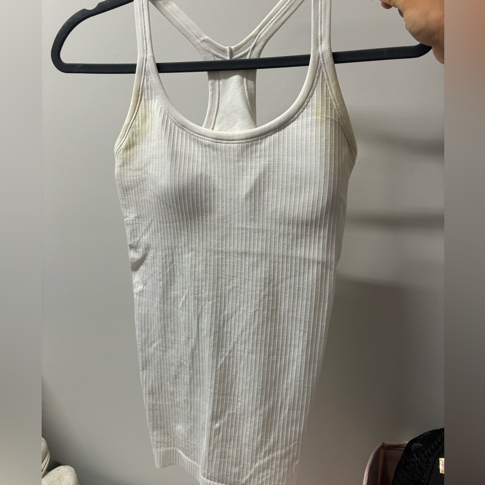 Lululemon tank